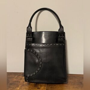 🖤🖤 Yves Saint Laurent Authentic Leather Grommet Detail Shoulder Handbag Black.